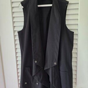 Casual travel vest